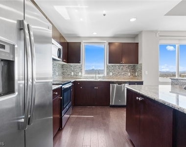 8255 Las Vegas Boulevard - Photo Thumbnail 4