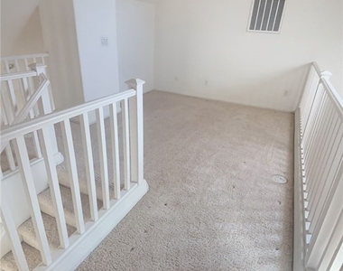 9201 Worsley Park Place - Photo Thumbnail 13