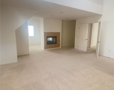 9201 Worsley Park Place - Photo Thumbnail 12