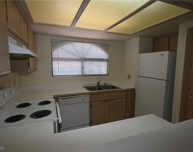 8455 W Sahara Avenue - Photo Thumbnail 7