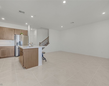 909 Kyanite Lane - Photo Thumbnail 12