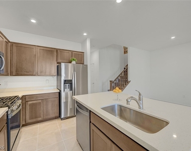 909 Kyanite Lane - Photo Thumbnail 19