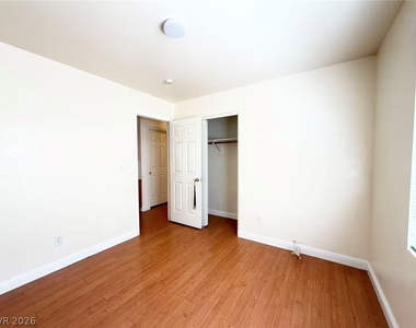 10420 Prime View Court - Photo Thumbnail 13