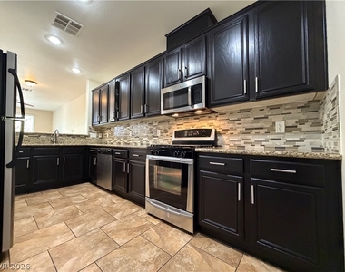 8361 Spruce Bay Avenue - Photo Thumbnail 3
