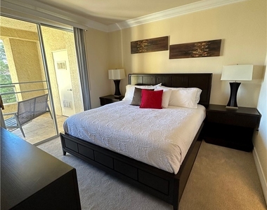 230 E Flamingo Road - Photo Thumbnail 14