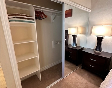230 E Flamingo Road - Photo Thumbnail 19