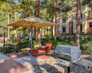 230 E Flamingo Road - Photo Thumbnail 23