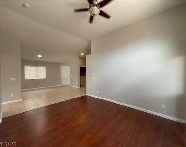 5016 Crying Heart Street - Photo Thumbnail 3