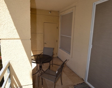 230 E Flamingo Road - Photo Thumbnail 12