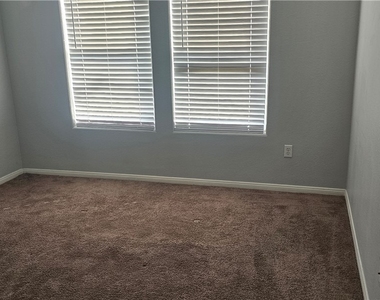 10809 Garden Mist Drive - Photo Thumbnail 6