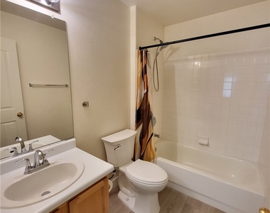 197 Winnsboro Street - Photo Thumbnail 15