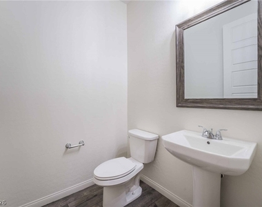 9459 Julie Inez Avenue - Photo Thumbnail 16