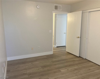 5710 E Tropicana Avenue - Photo Thumbnail 15