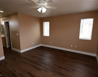 10461 Chrisman Avenue - Photo Thumbnail 39