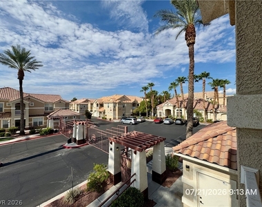 5855 Valley Drive - Photo Thumbnail 16
