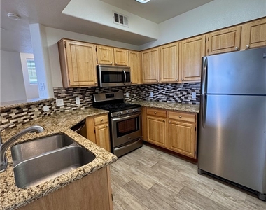 5855 Valley Drive - Photo Thumbnail 6