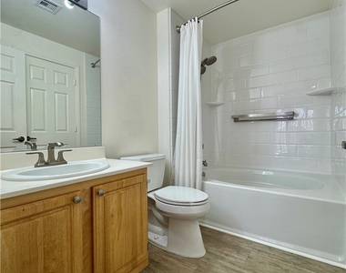 5855 Valley Drive - Photo Thumbnail 10