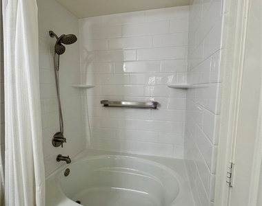 5855 Valley Drive - Photo Thumbnail 13