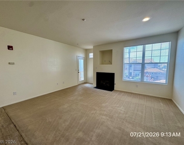 5855 Valley Drive - Photo Thumbnail 8