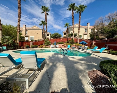 5855 Valley Drive - Photo Thumbnail 4