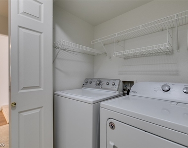 8224 Tivoli Cove Drive - Photo Thumbnail 32
