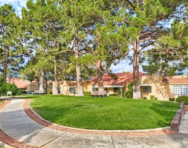 2851 S Valley View Boulevard - Photo Thumbnail 24