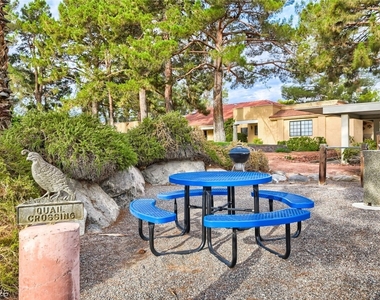2851 S Valley View Boulevard - Photo Thumbnail 23