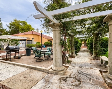 2851 S Valley View Boulevard - Photo Thumbnail 25