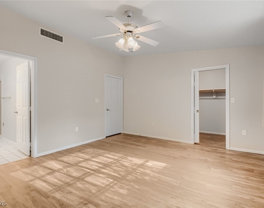 2851 S Valley View Boulevard - Photo Thumbnail 13