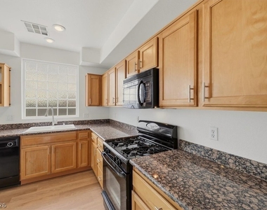 8604 Splendid Leaf Court - Photo Thumbnail 6