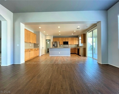 9222 Avon Park Avenue - Photo Thumbnail 8