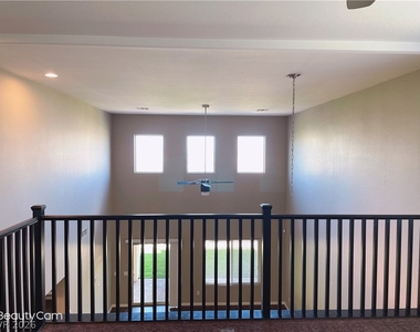 5704 Shadow Bend Drive - Photo Thumbnail 19