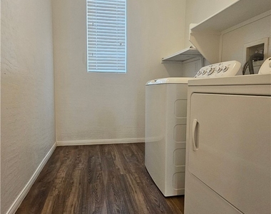5367 Glenburnie Street - Photo Thumbnail 39