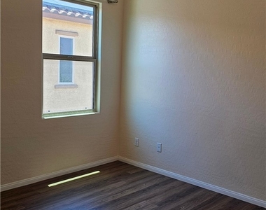 5367 Glenburnie Street - Photo Thumbnail 30