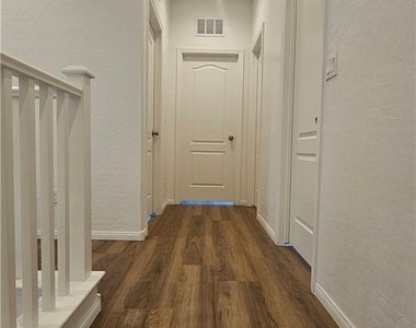 5367 Glenburnie Street - Photo Thumbnail 28