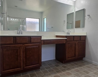 5367 Glenburnie Street - Photo Thumbnail 24