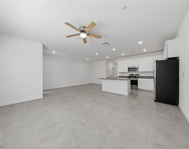 366 Francis Peak Drive - Photo Thumbnail 7