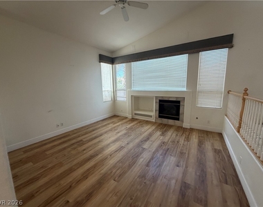 10225 Red Bridge Avenue - Photo Thumbnail 3