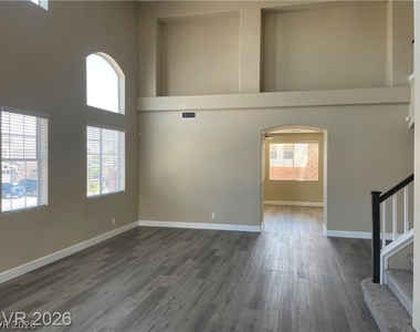 164 Gannett Peak Street - Photo Thumbnail 3