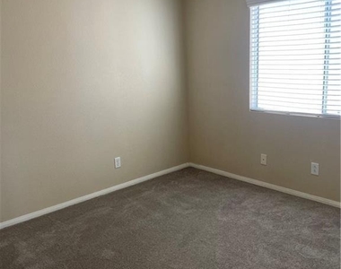 164 Gannett Peak Street - Photo Thumbnail 23
