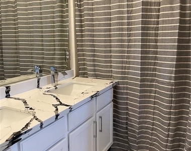 164 Gannett Peak Street - Photo Thumbnail 25