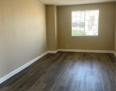 164 Gannett Peak Street - Photo Thumbnail 4