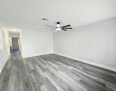 1833 Plum Court - Photo Thumbnail 5