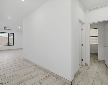 8025 Texas Hills Street - Photo Thumbnail 7