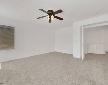 5825 Field Breeze Court - Photo Thumbnail 14