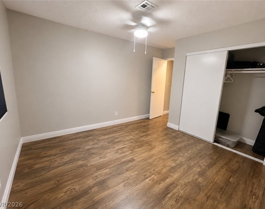 212 N Bruce Street - Photo Thumbnail 7
