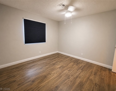 212 N Bruce Street - Photo Thumbnail 9