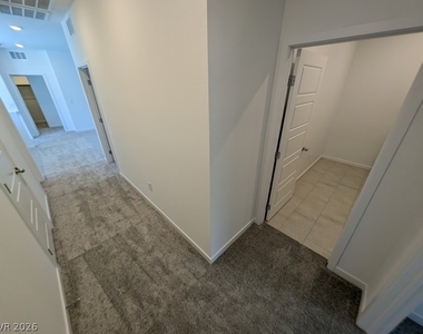 3339 Dancing Waters Street - Photo Thumbnail 17