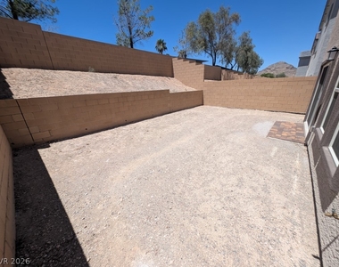 3339 Dancing Waters Street - Photo Thumbnail 32
