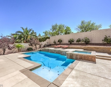 4453 Melrose Abbey Place - Photo Thumbnail 16